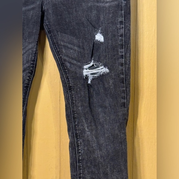 Old Navy High Rise Rockstar Super Skinny Secret Slim Pockets - Picture 2 of 5